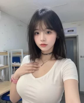 张家港大胸妹子