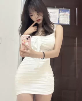 小巧玲珑会舌吻