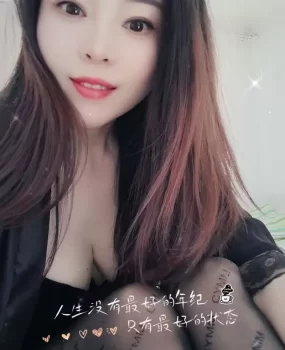 巨乳御姐琪琪