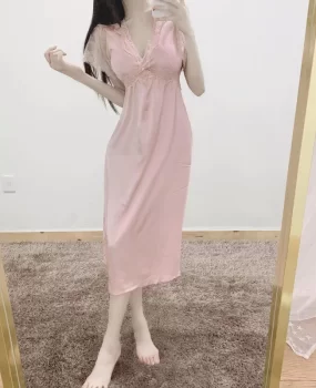 清纯90后丝足美腿可控