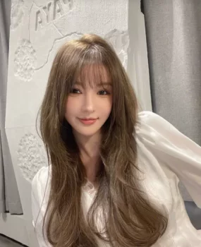 南山区很会撩人的小骚货，敏感水又多的宝藏美女