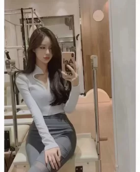 重庆小妹超爽,身体敏感,口爆超爽