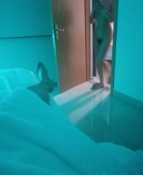 大屁股少妇,很爽