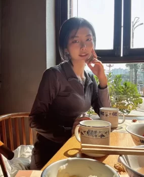 长相甜美,大胸妹