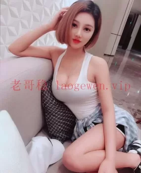 体验成都高颜值骚浪妹纸叶倩~妩媚极致,看一…
