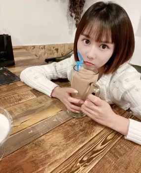 靠谱服务，刚下水00后，水超级多，噗呲噗呲的