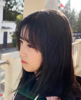 大奶妹妹屁股真的翘水好多,让你爽翻天