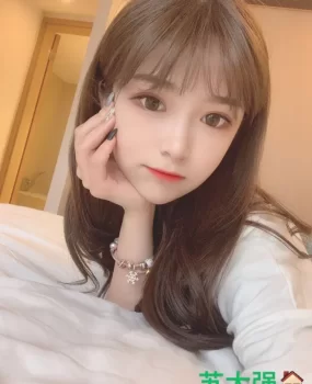 性感气质清纯美女兼职,在线等调教