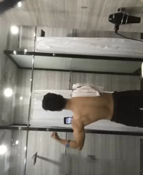 95后 至少18cm硬又大!偶尔健身,很满意